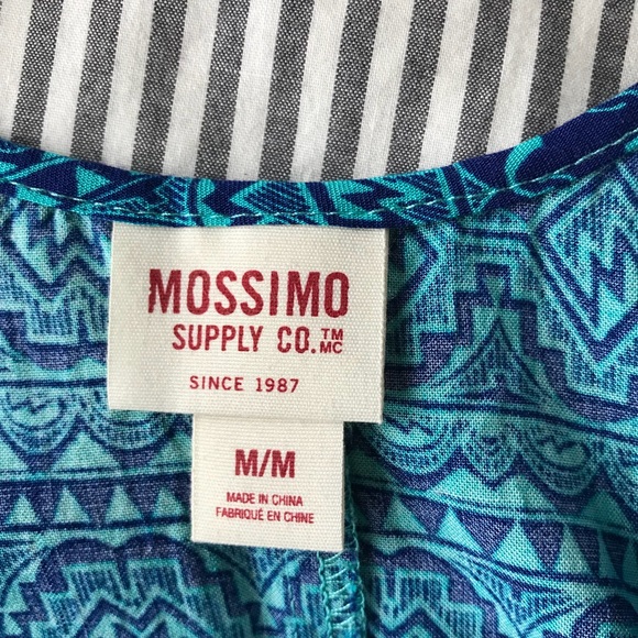 Mossimo blue patterned tank with back cut out - M - Picture 6 of 7